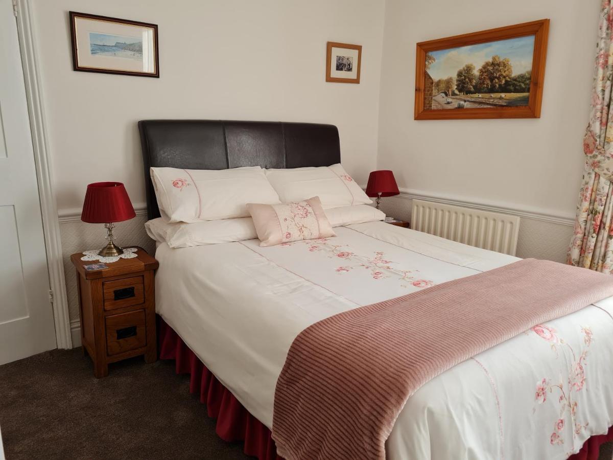 Rowan Tree House B&B Sleights Bagian luar foto